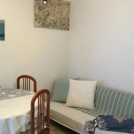 Apartamento 1 *